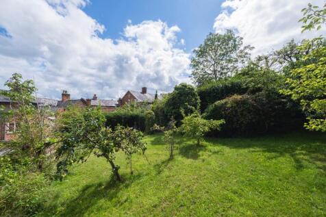 Laburnum House-056.JPG