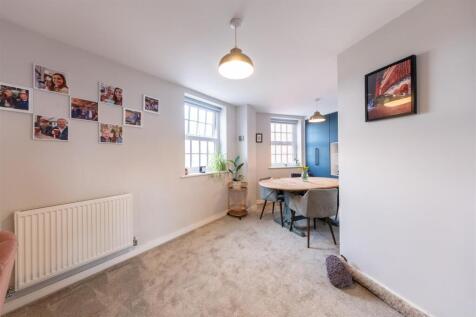 39 Hazelhurst Way-009.jpg