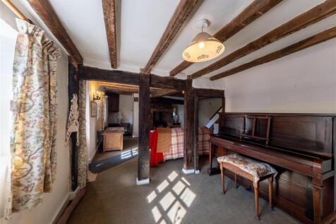 Laburnum Cottage-010.jpg