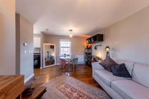 49 Hazelhurst Way-010.jpg