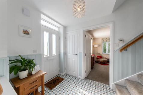 3 Tiverton Way-017.jpg