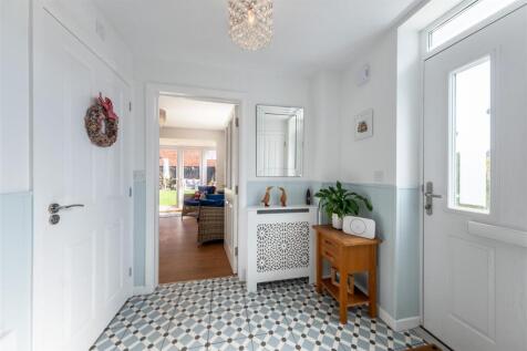 3 Tiverton Way-018.jpg