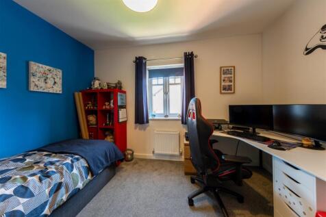 3 Tiverton Way-026.jpg