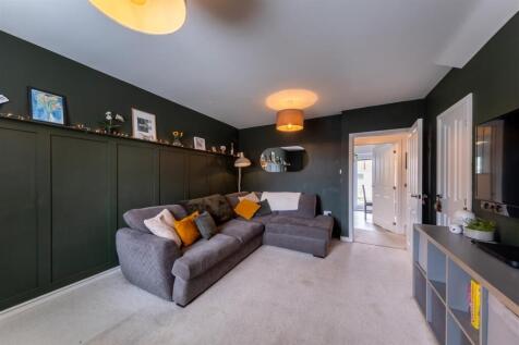 61 Hazelhurst Way-005.jpg