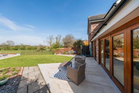 1 Beech Court-001.jpg