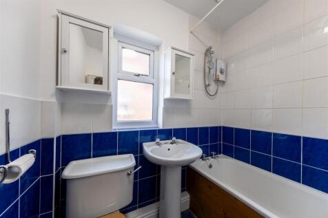4 Whalley Drive-009.jpg