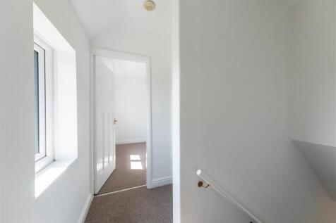 4 Whalley Drive-020.jpg