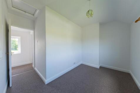 4 Whalley Drive-017.jpg