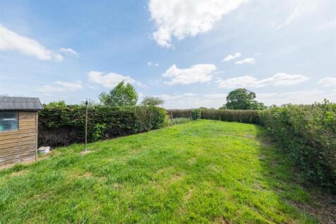 4 Whalley Drive-030.jpg