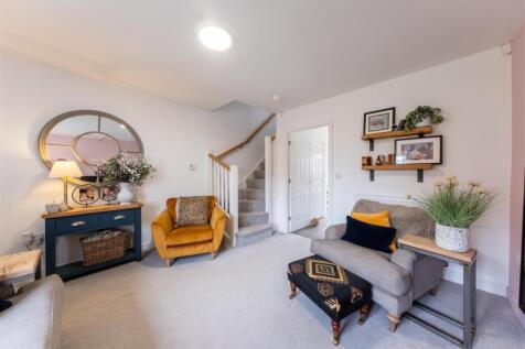 7 Daffodil Lane-008.jpg