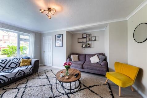 28 Oathills Drive-008.jpg