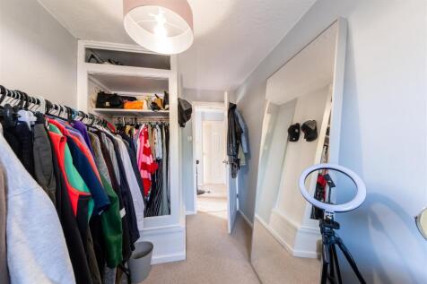 28 Oathills Drive-020.jpg