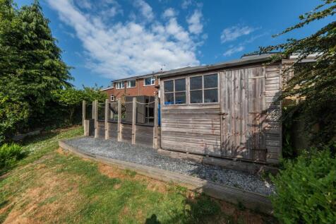 28 Oathills Drive-033.jpg