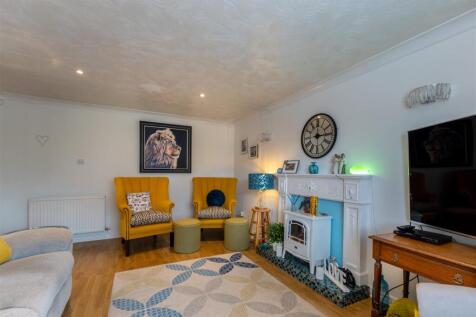 26 Chesterfield Close-016.jpg