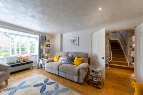 26 Chesterfield Close-017.jpg