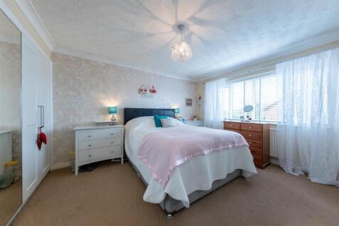 26 Chesterfield Close-022.jpg