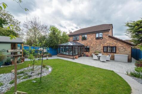 26 Chesterfield Close-041.jpg