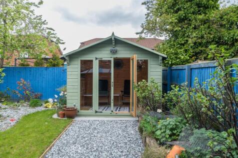26 Chesterfield Close-043.jpg