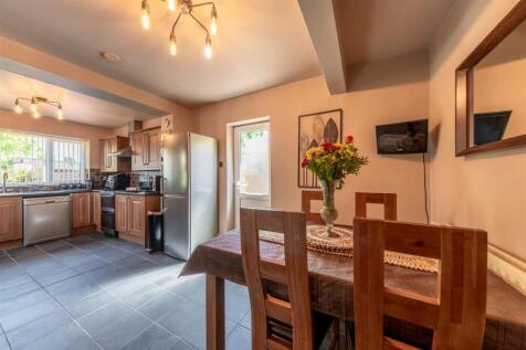 6 Greenacres-006.jpg
