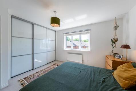 22 Firecrest Way-011.jpg