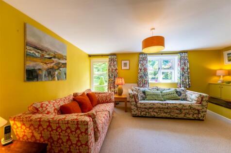 Broadway Farmhouse-0034.jpg