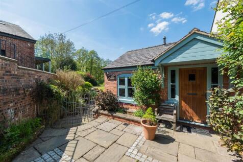 Broadway Farmhouse-00103.jpg