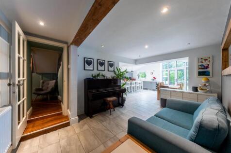 Laburnum Cottage-021.jpg