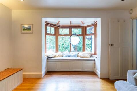 Laburnum Cottage-006.jpg