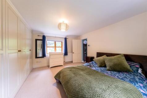 Laburnum Cottage-028.jpg