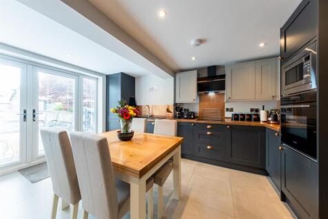 21 Eaton Road-002.jpg