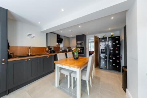 21 Eaton Road-007.jpg
