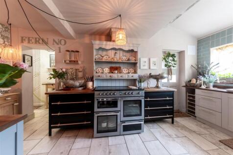 Fern Cottage-002.jpg