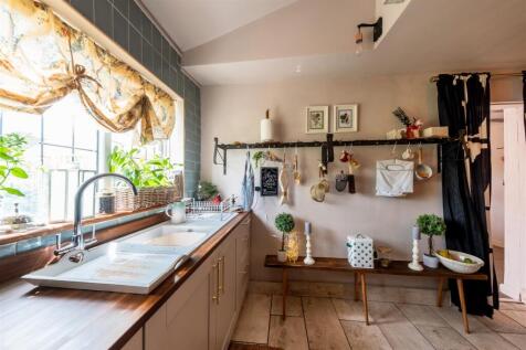 Fern Cottage-004.jpg