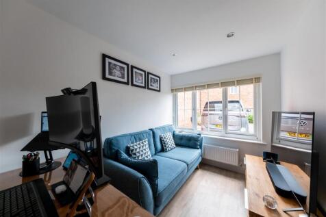 7 Plough Close-017.jpg