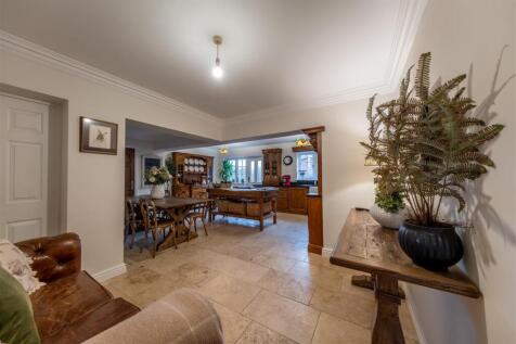 3 Ptarmigan Place-001.jpg