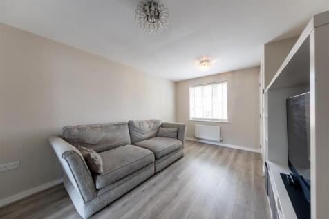 19 Hazelhurst Way-008.jpg