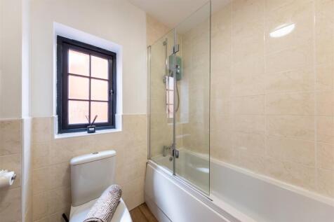 19 Hazelhurst Way-018.jpg