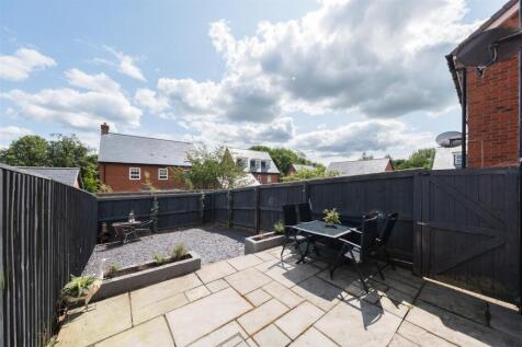 19 Hazelhurst Way-021.jpg