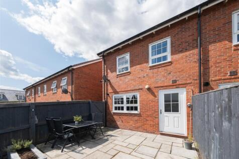 19 Hazelhurst Way-026.jpg