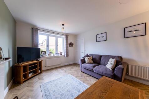 30 Thistle Close-021.jpg