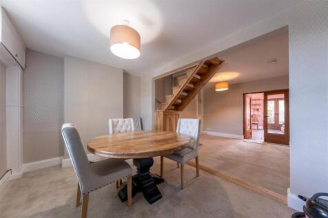 11 Brook Road-007.jpg