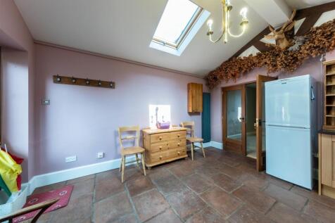11 Brook Road-003.jpg