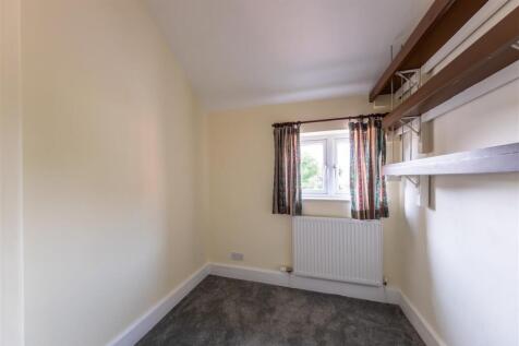 11 Brook Road-011.jpg
