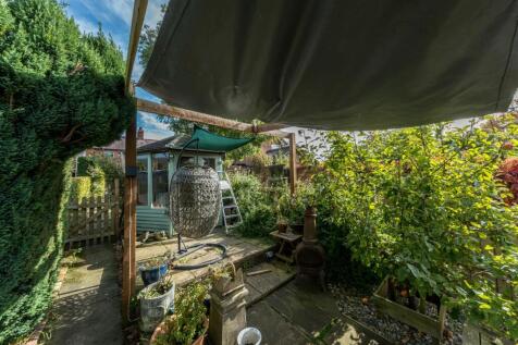 11 Brook Road-021.jpg