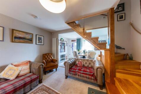 11 Brook Road-007.jpg