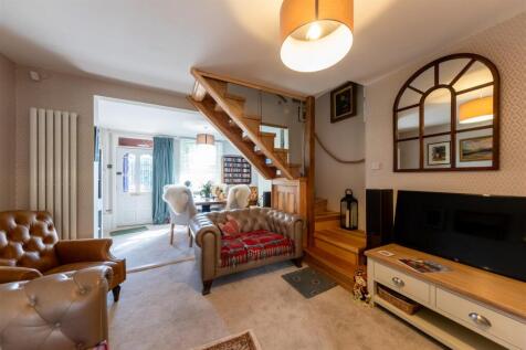11 Brook Road-005.jpg