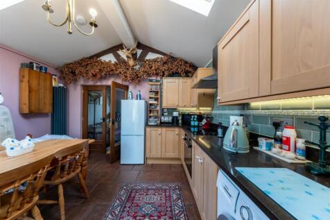 11 Brook Road-003.jpg