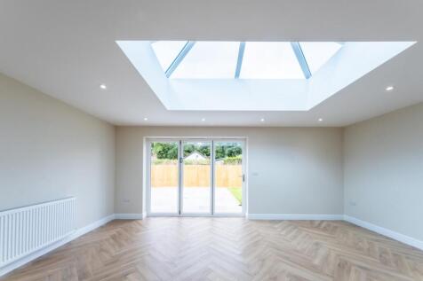 8 Oakfield Avenue-004.jpg