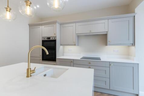 8 Oakfield Avenue-008.jpg