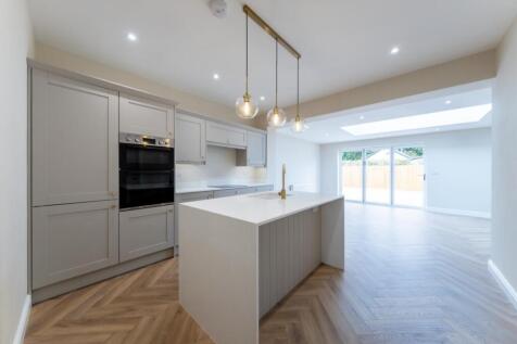 8 Oakfield Avenue-009.jpg
